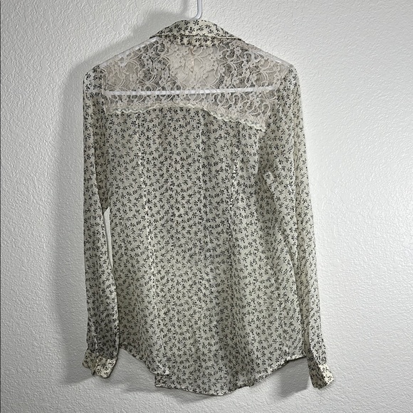 Free People Floral Lace Button-up Women's Top XS - Picture 6 of 6